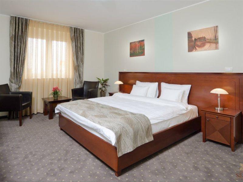 Garni Hotel Semlin B&B Belgrad Dış mekan fotoğraf